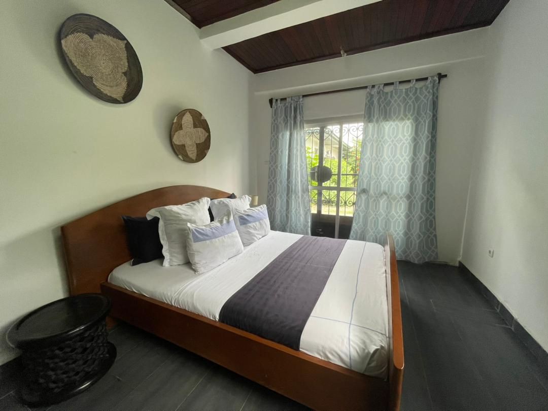 Villa Oasis Kribi 3 bedroom Incl Breakfast