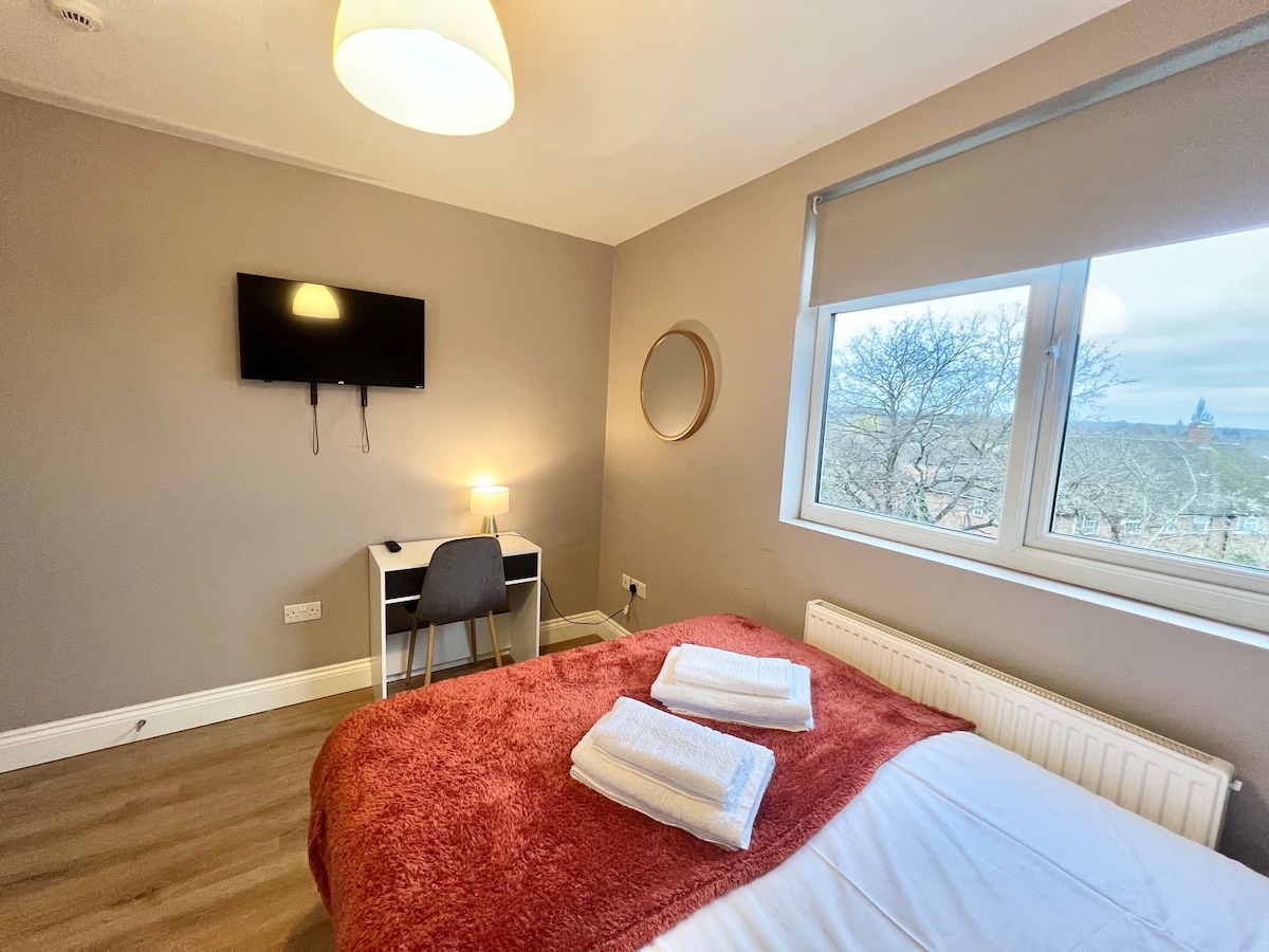 Luxury Double En-suite Room