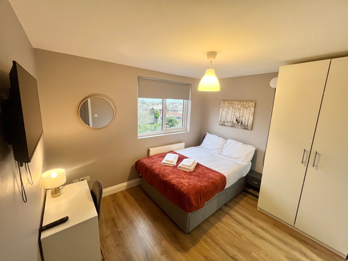 Luxury Double En-suite Room