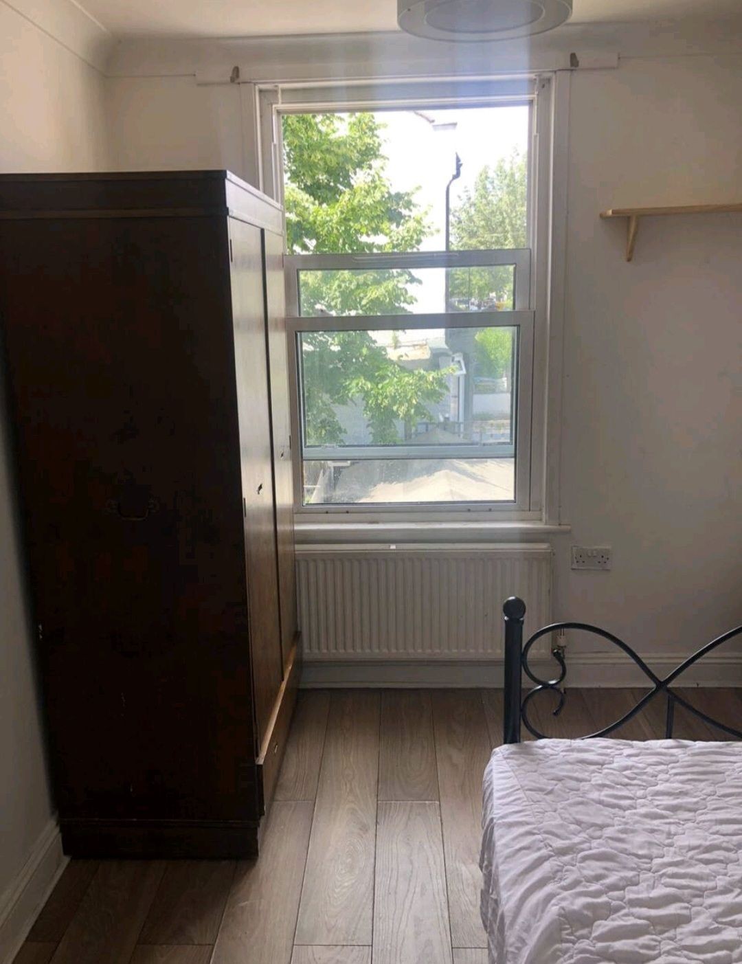 Double Room - Queens Bed