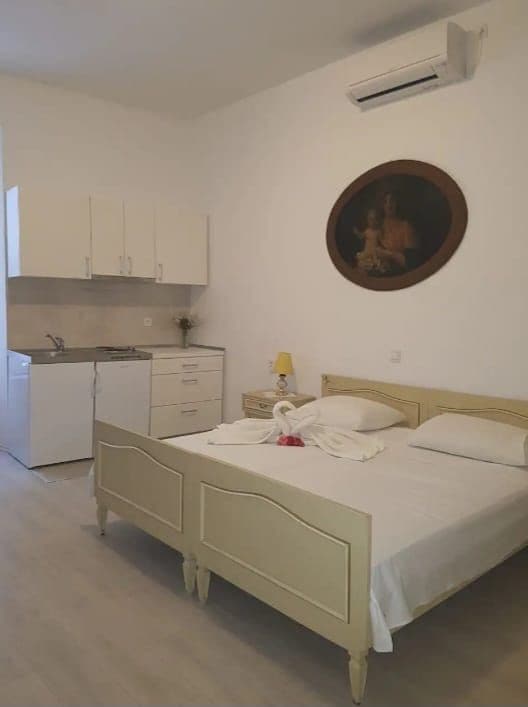 Studio apartment in the Old town