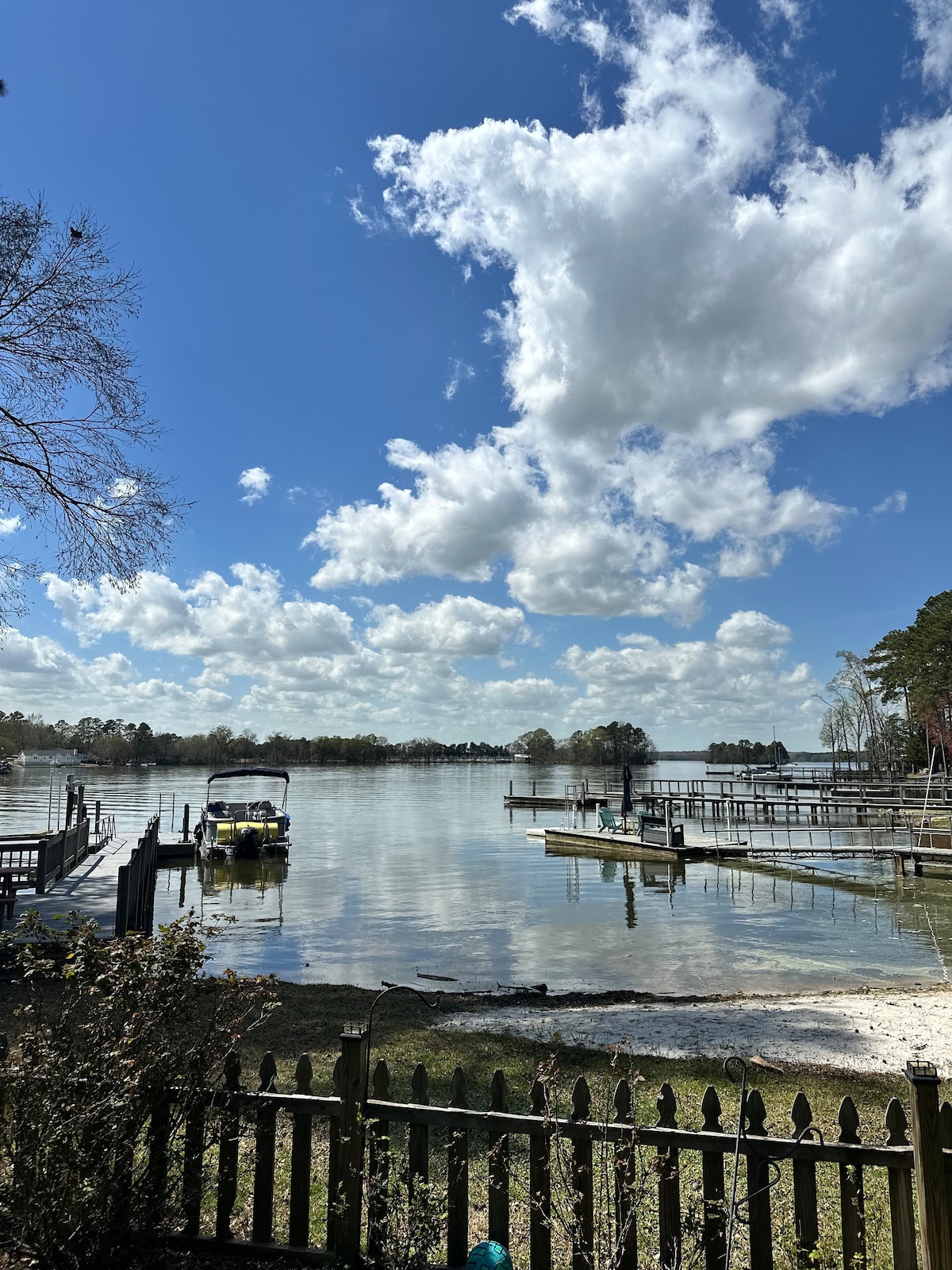 Enjoy Lake front access @Baylife_LakeMurray