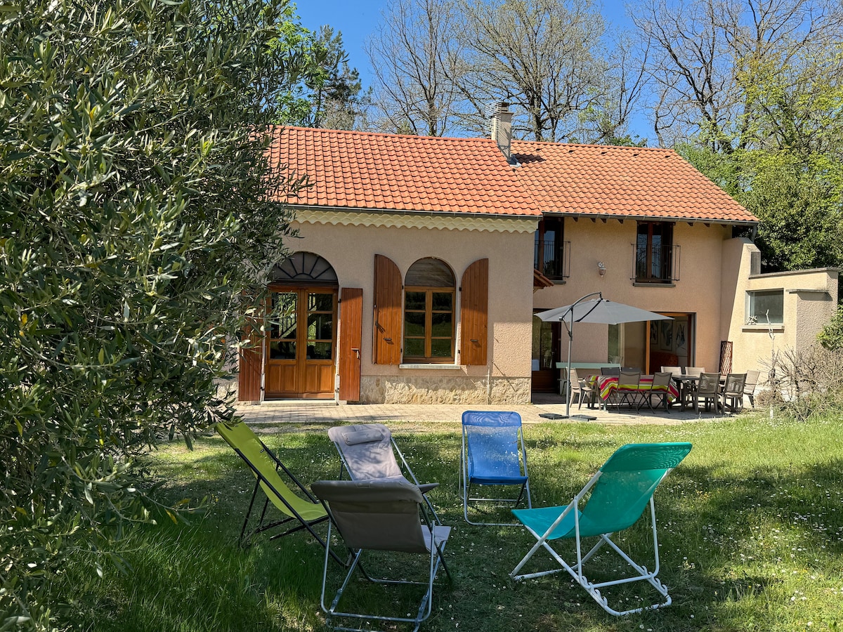 Maison avec accès privé au bord de Drôme