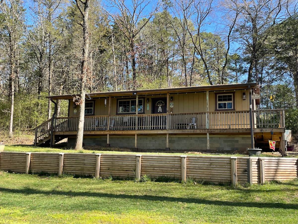 Lake Ludwig Cabin