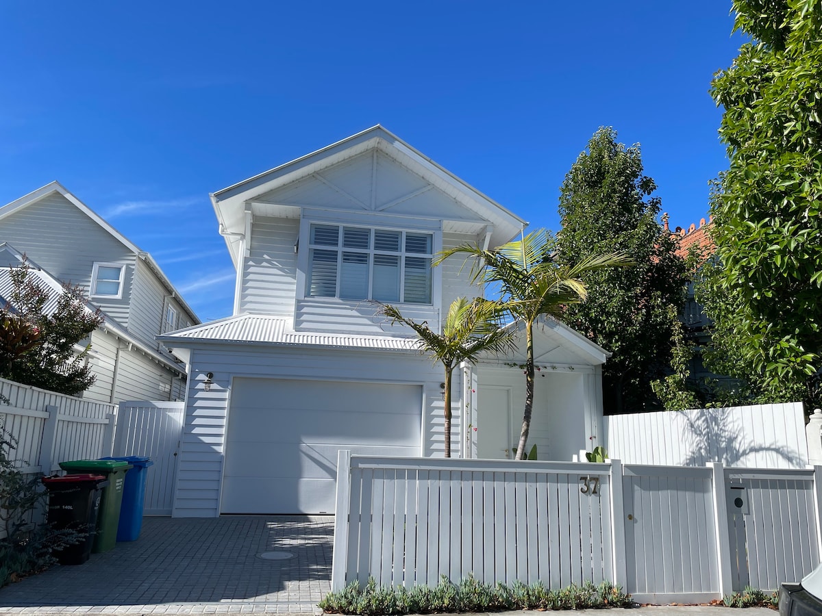 Beach house in Melbourne