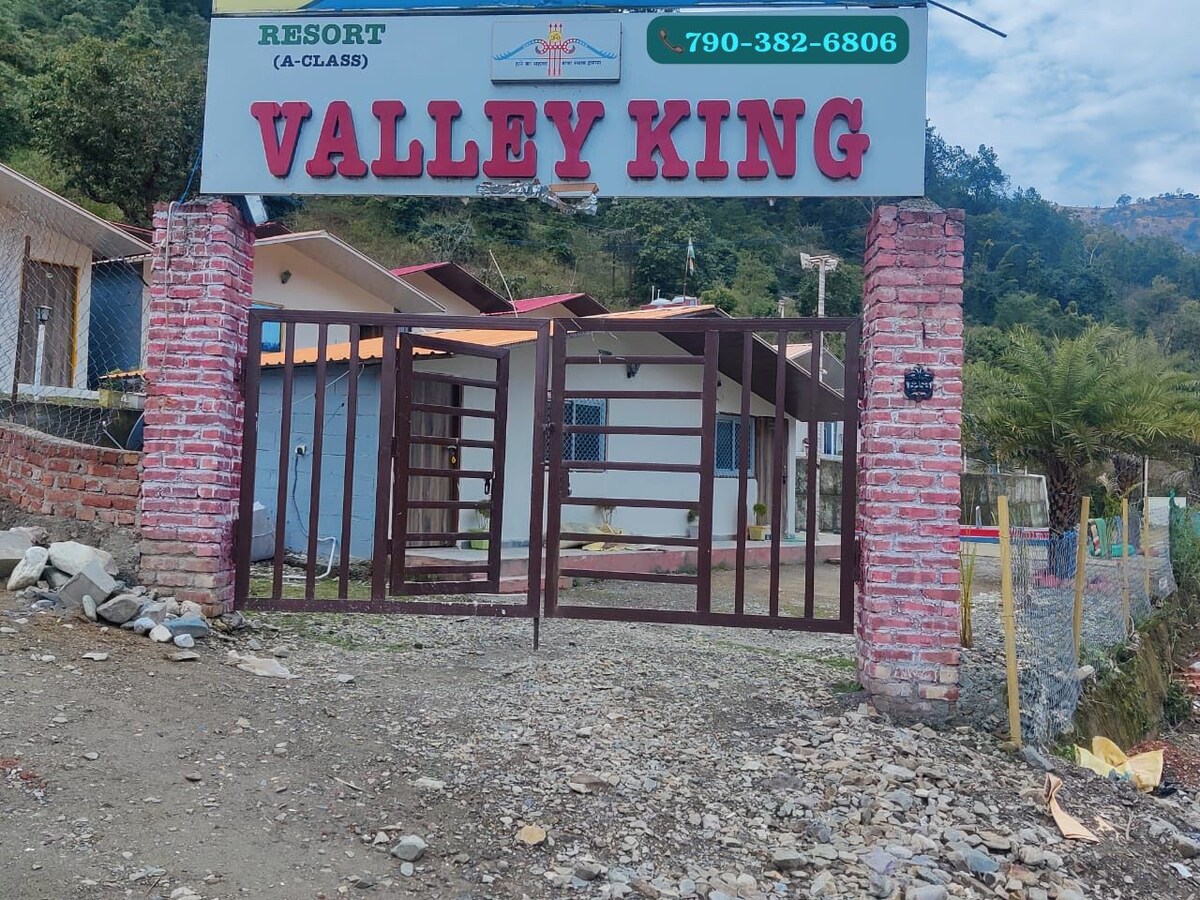 ValleyKing Resort Hill RiverView
