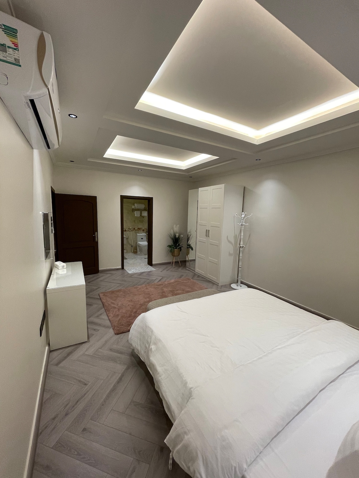 Cozy 2bedrooms & Living Room