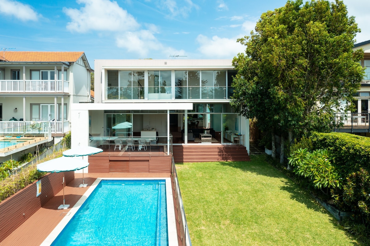 Bay Beauty - 5 Bed + Pool Mosman