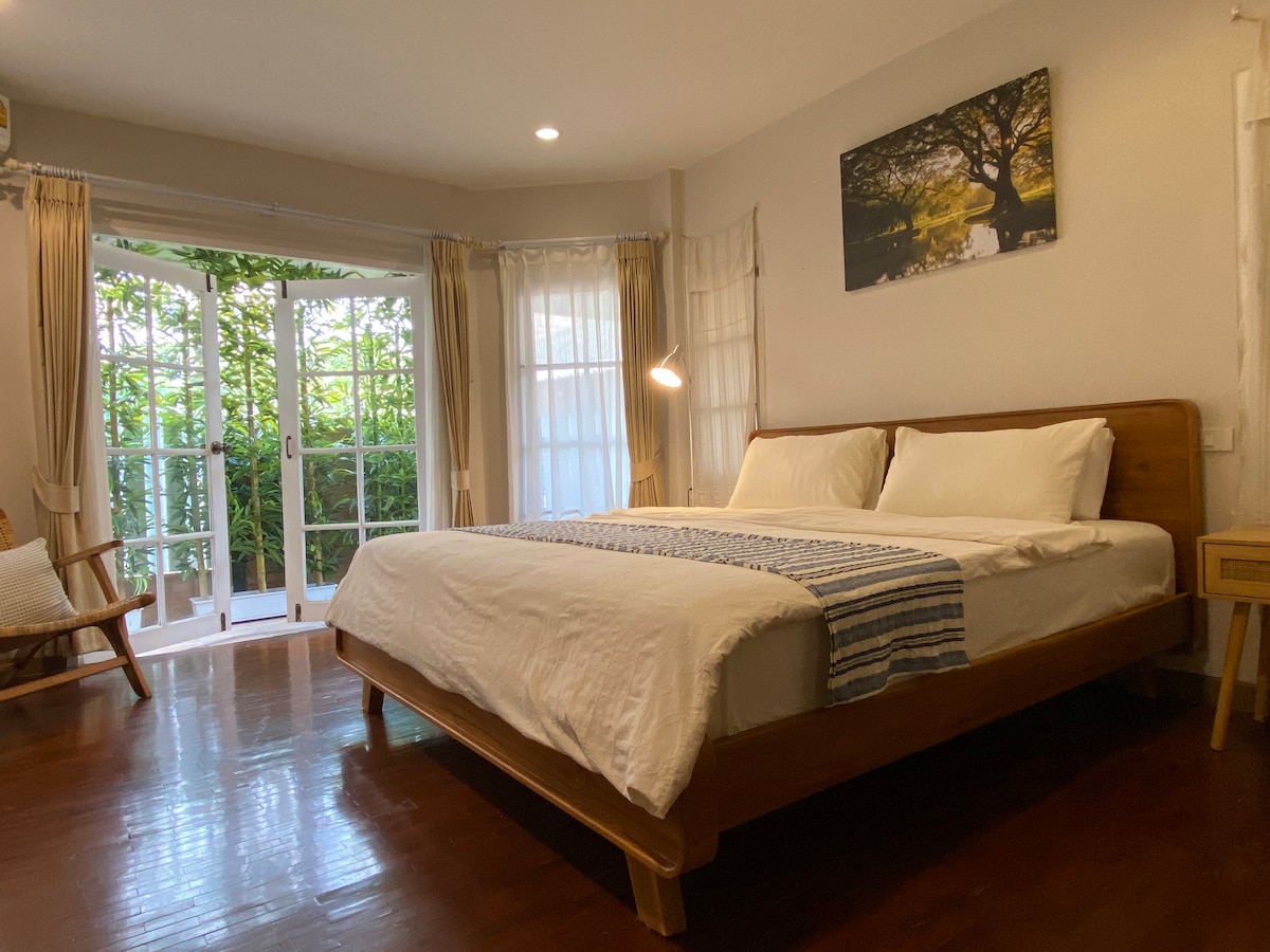 Near Nimman Road 3-Room Villa