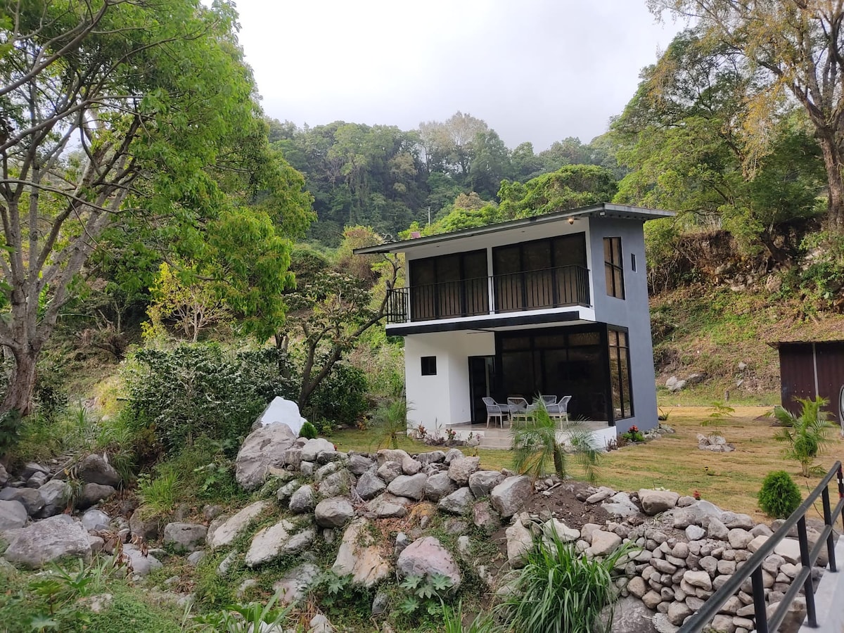 Cabaña, cerca de Los Ladrillos, Boquete