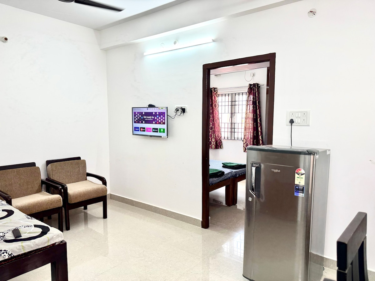 Sishya service apartment/ Omr/Thoraipakkam/chennai