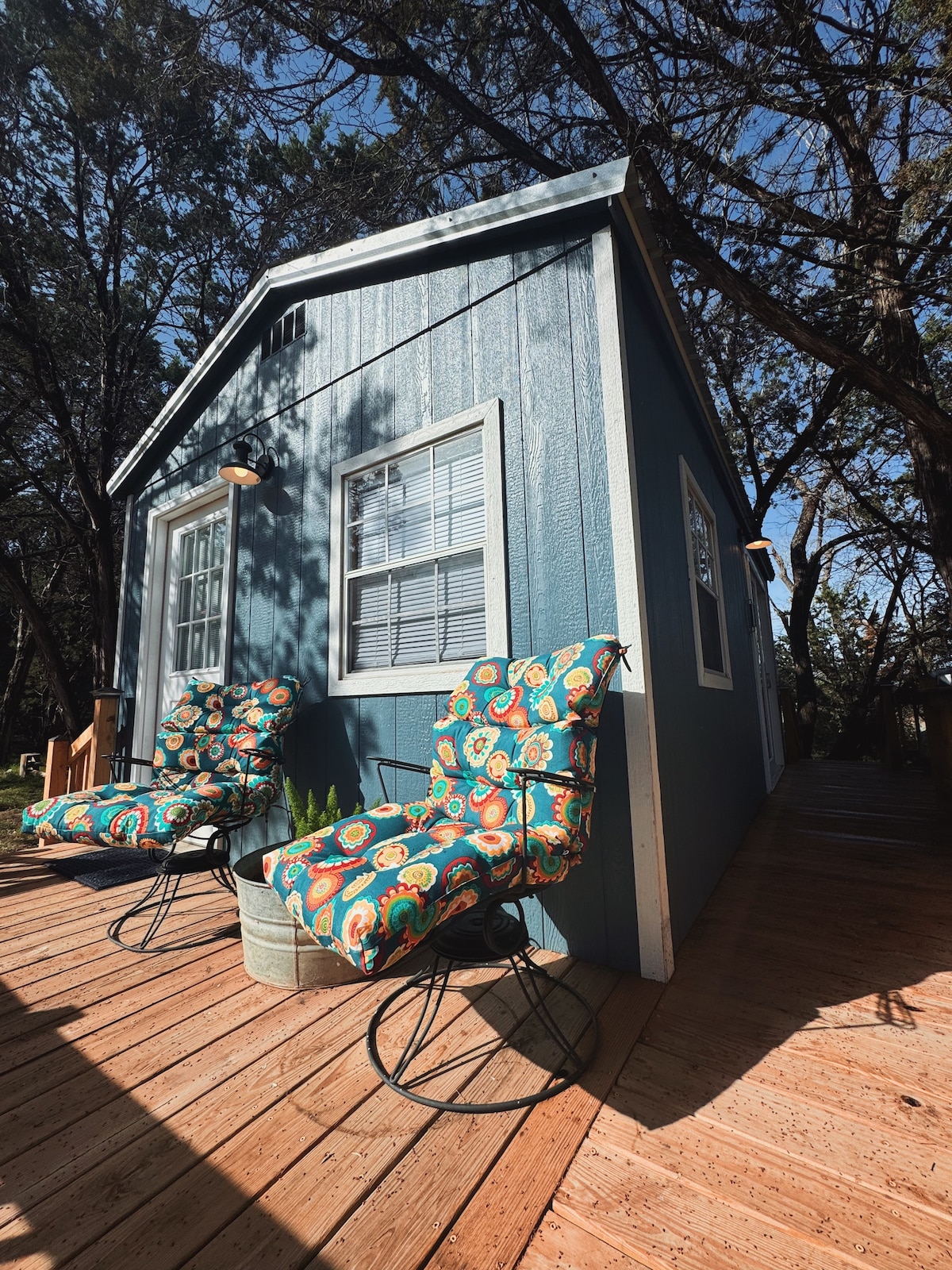 Cozy Hill Country Tiny House
