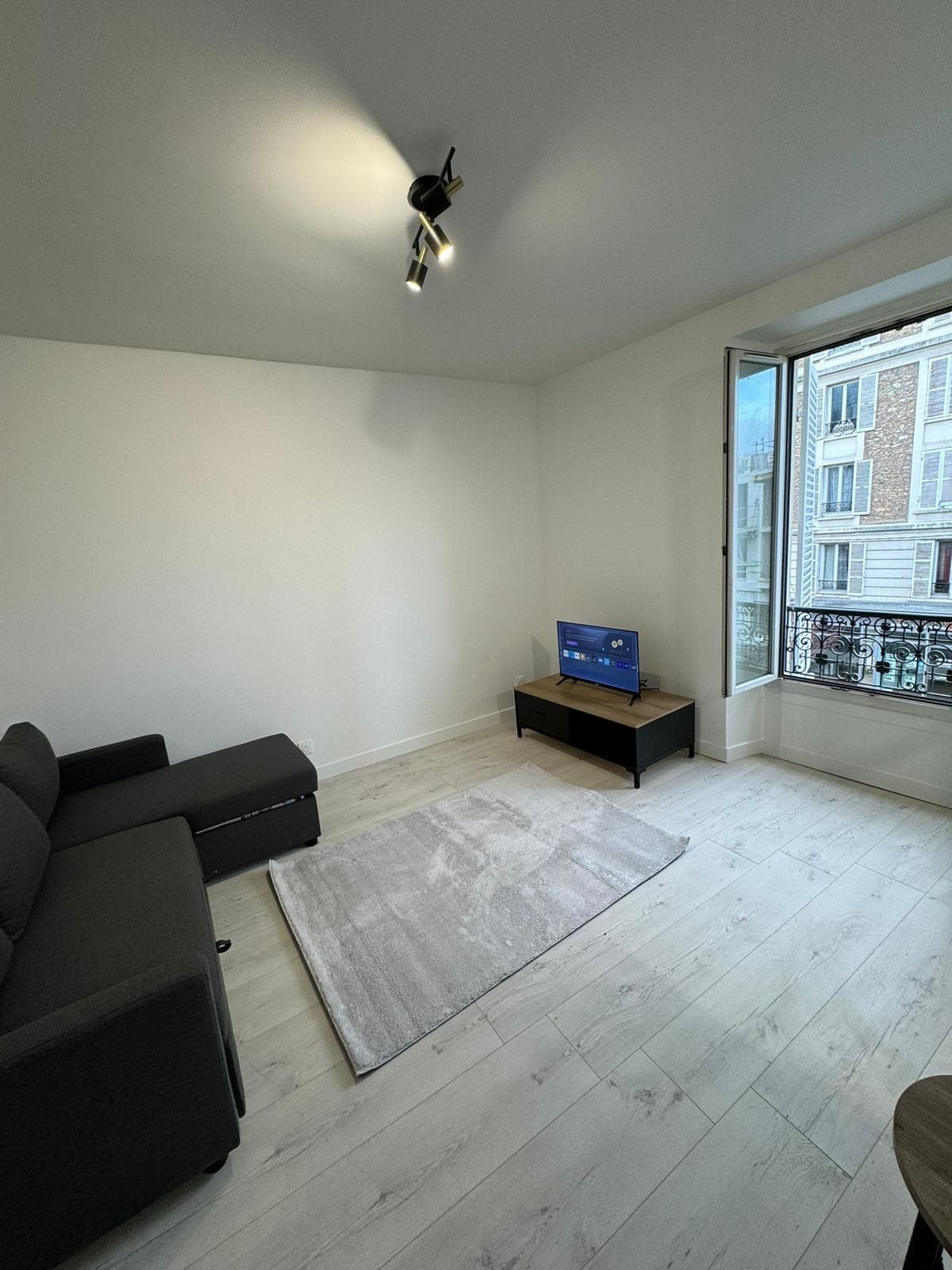 Appartement studio entier