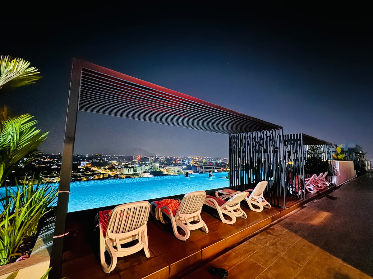 Ipoh Skypool 3BR 6-7Pax by IWH