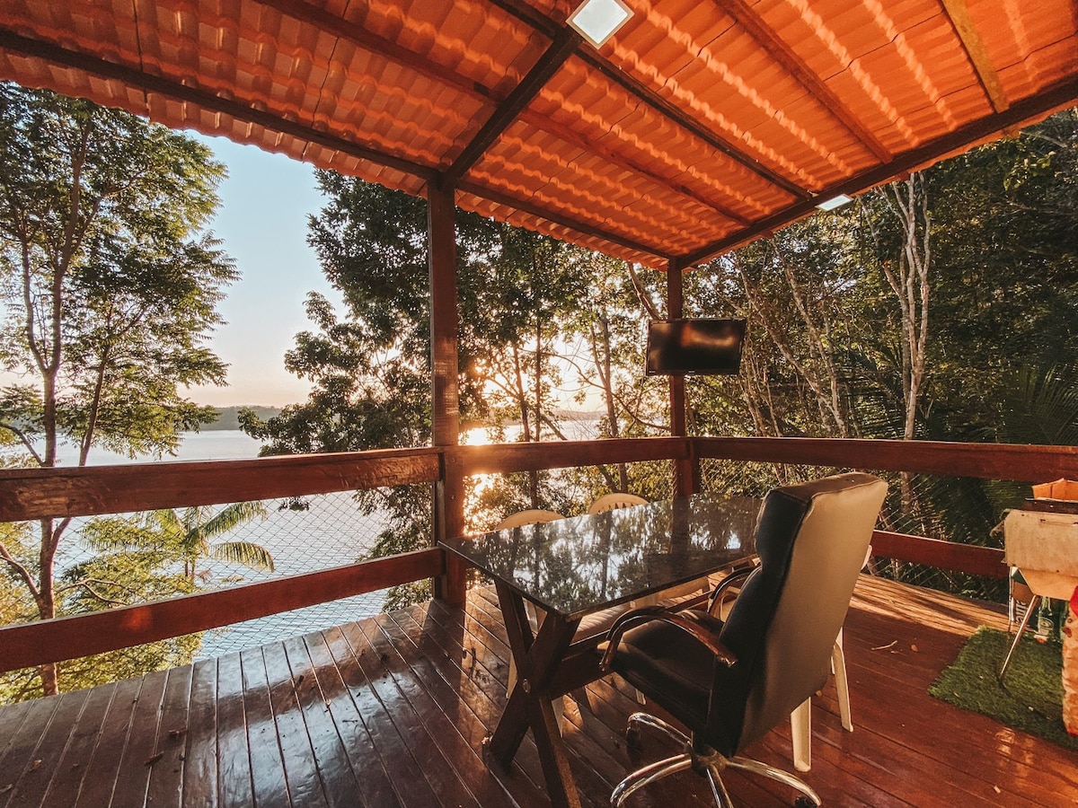 Casa duplex na Lagoa Nova