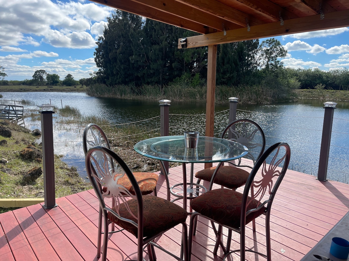 Luna’s Ranch - Little Lake House