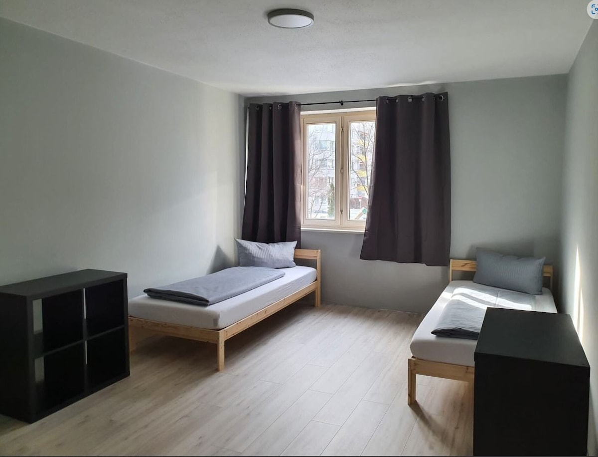 Monteurshaus Kalenberg ein Bett Zimmer