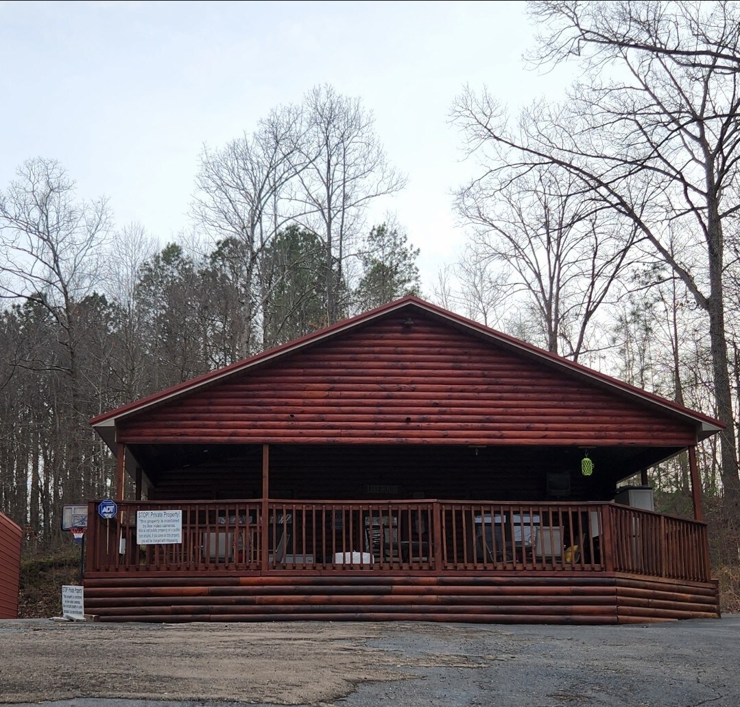 The Lodge Cabin