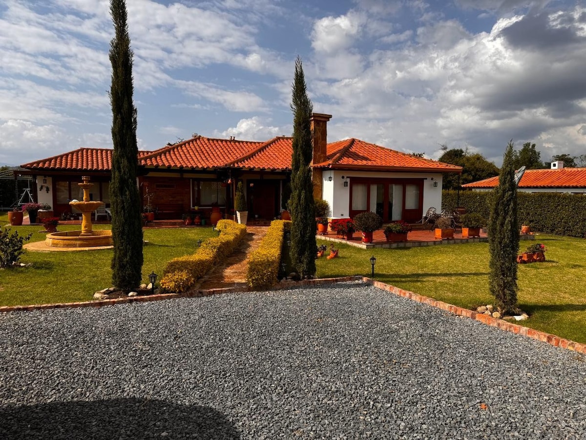 Casa Villa Manes