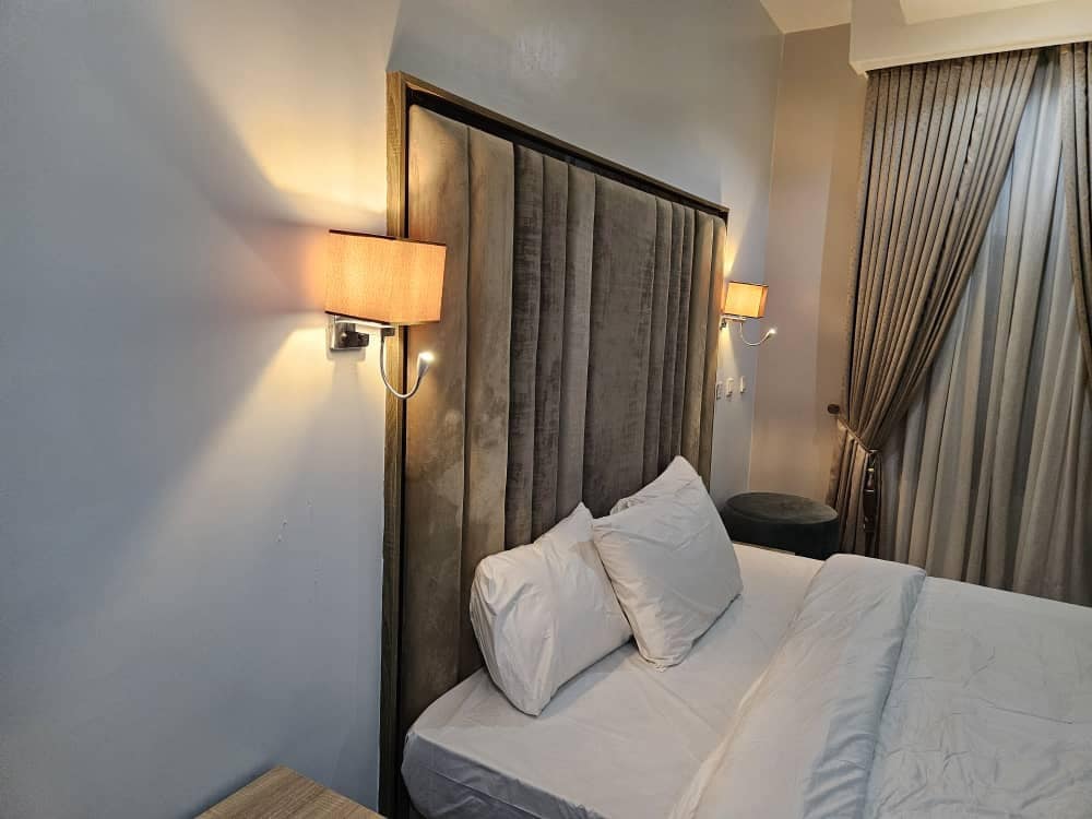 Blissful Studio Room in Airport Road Abuja