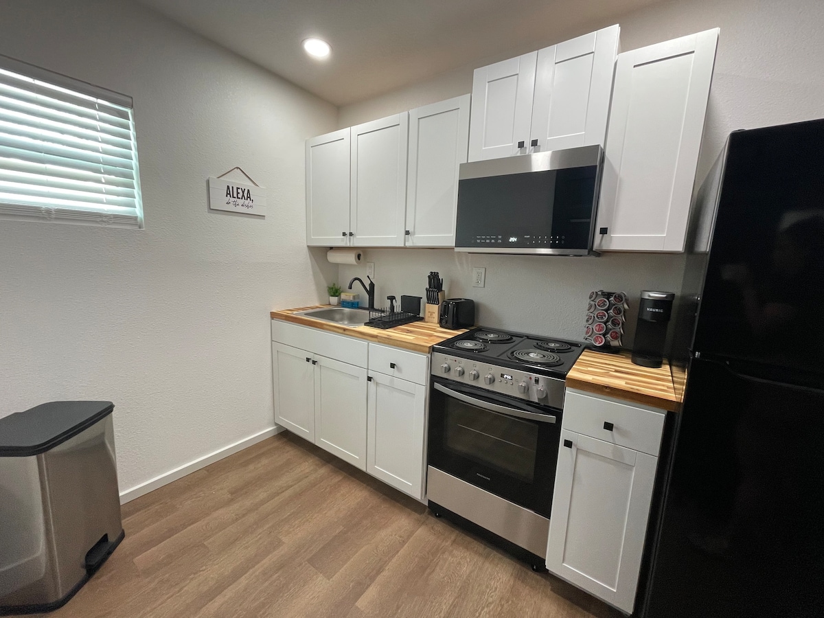 Studio Near USF+Busch Gardens