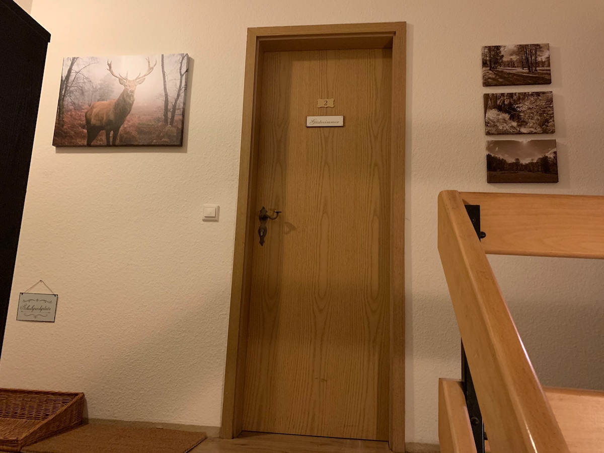 房间位于Heideblick Teiselsmühle 
Pension&Pferde
