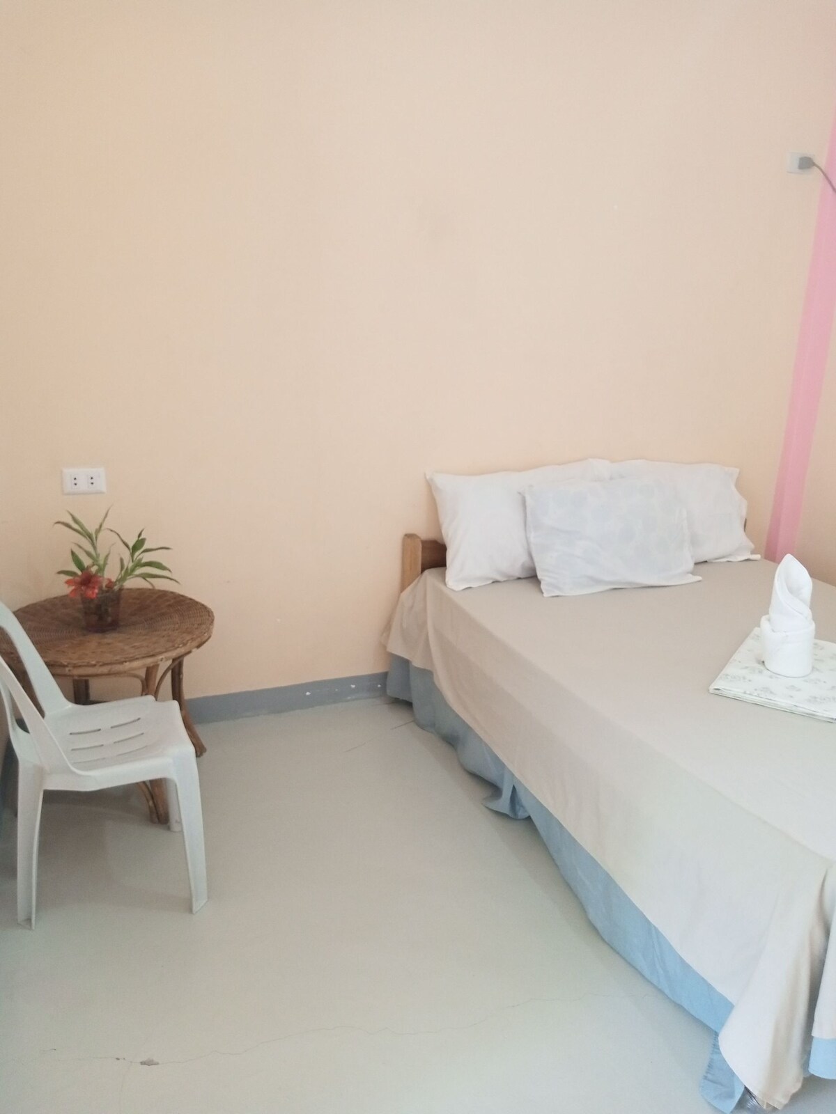 cheapest room in San Vicente