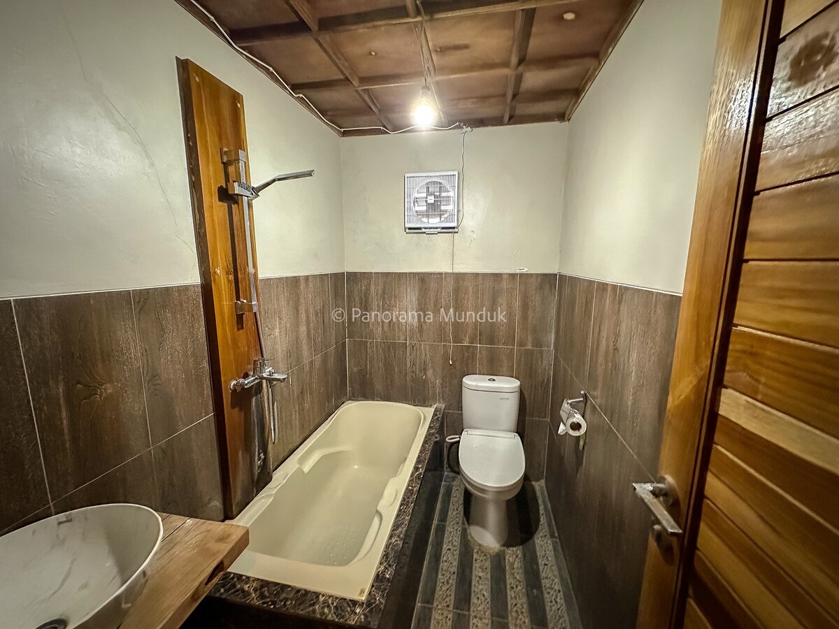 Panorama Munduk | Superior Double Room - Bathub