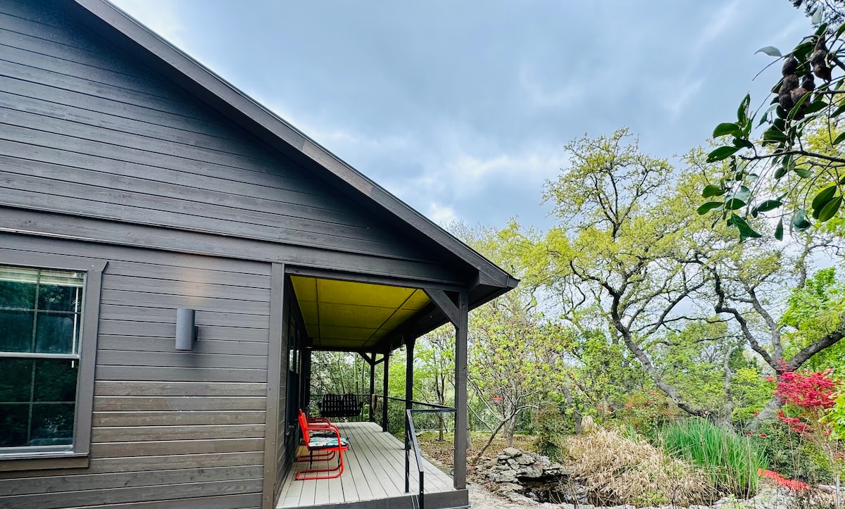 Grey Forest Vineyard Cabin