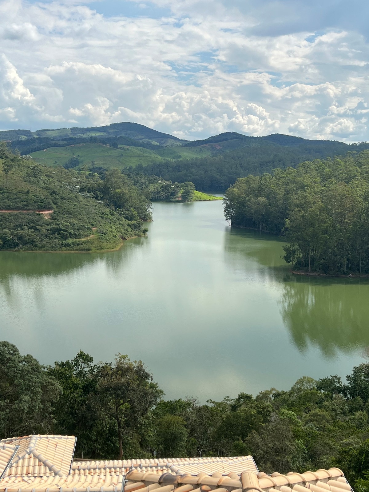 Chalé entre as montanhas e águas - @tipacachales