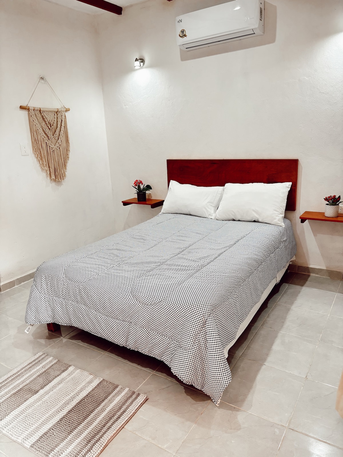 Casa AJAL 2! Central Place&Relax WiFi-HotWater-A/C