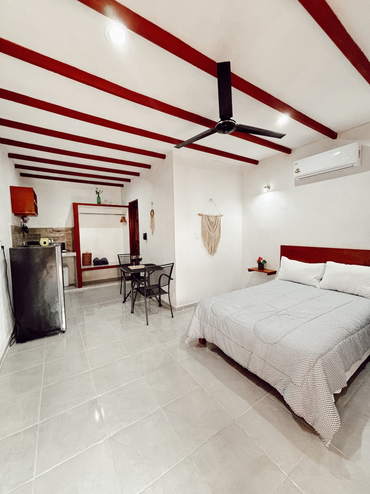 Casa AJAL 2! Central Place&Relax WiFi-HotWater-A/C