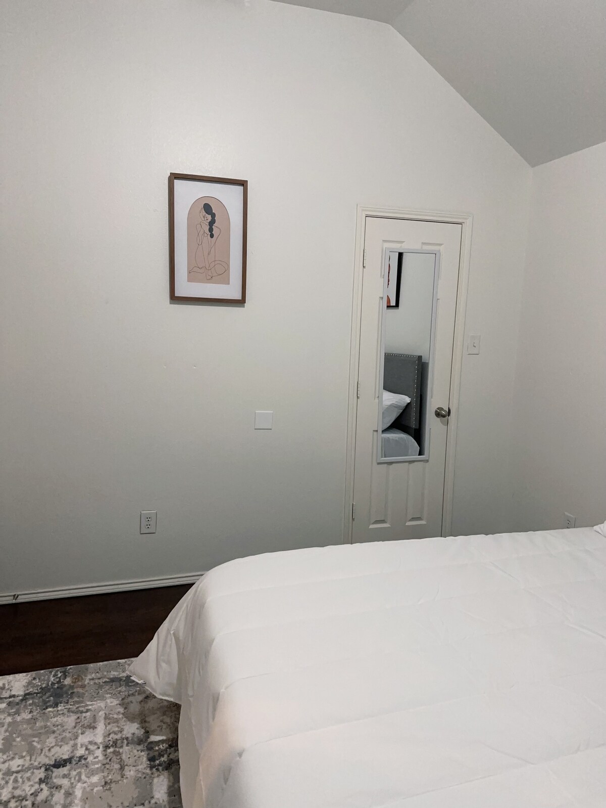 The Best Airbnb in Dallas Room 1
