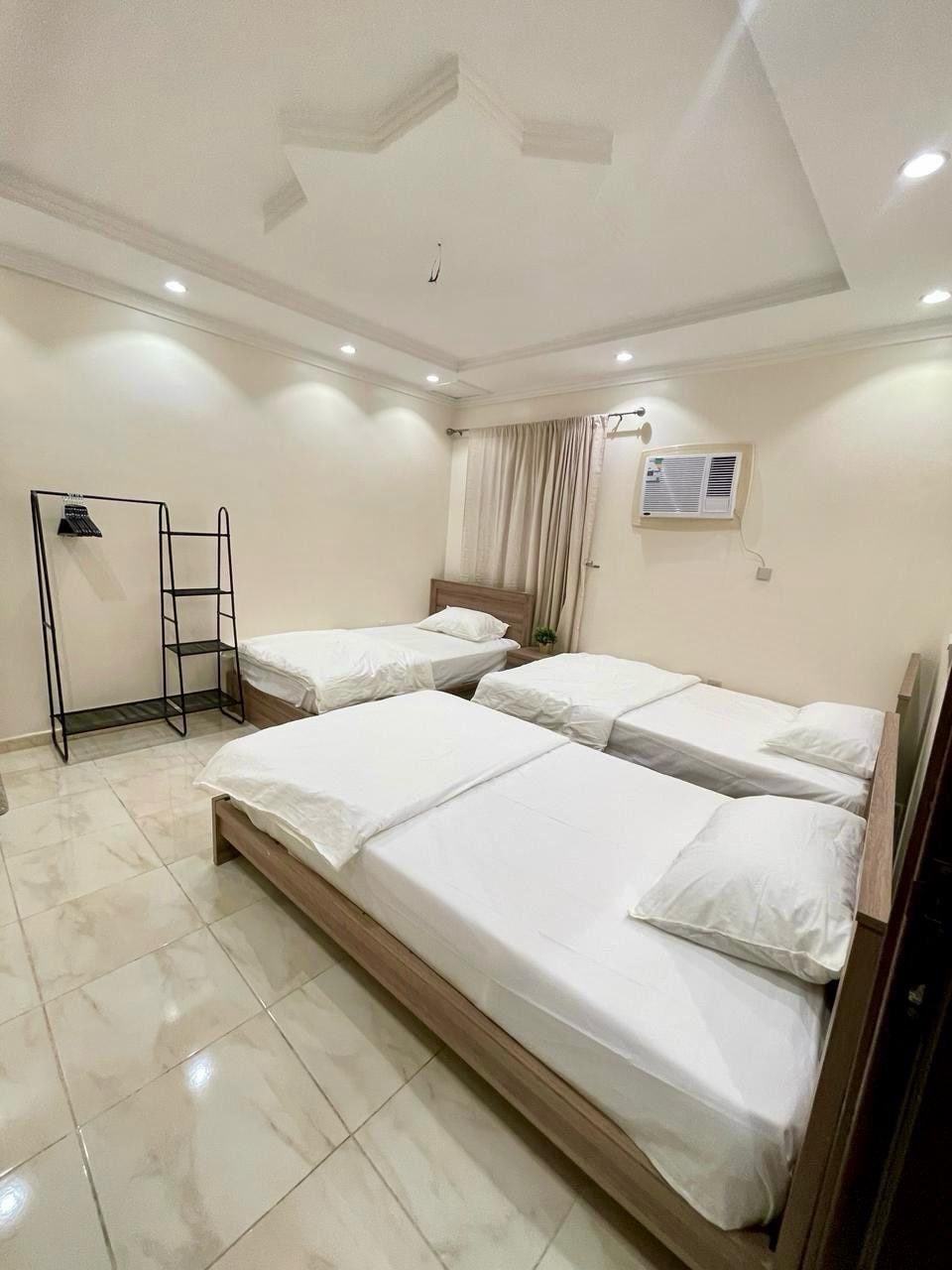 Luxurious 3-Bedroom Apartment In Batha Quraish