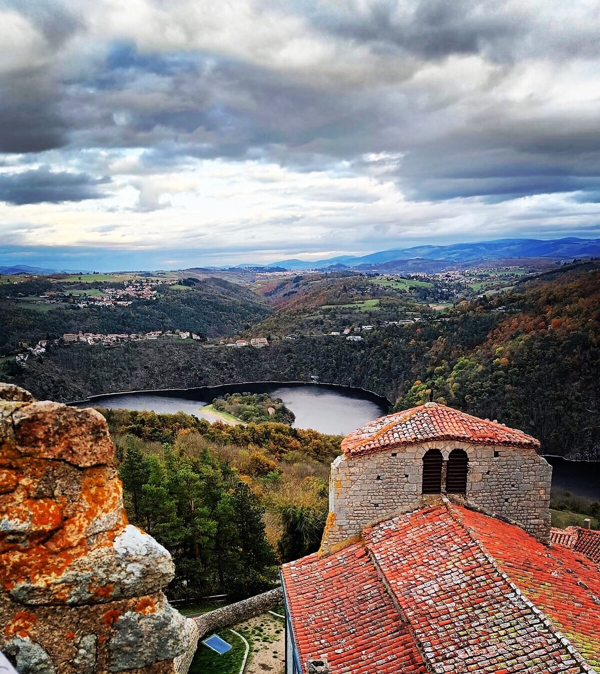 Grange au cœur de Chambles