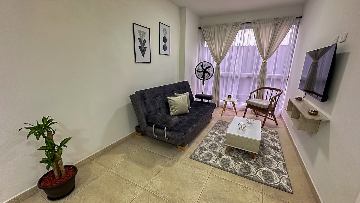 3. Lindo Apartamento en el Centro de Sta. Rosa