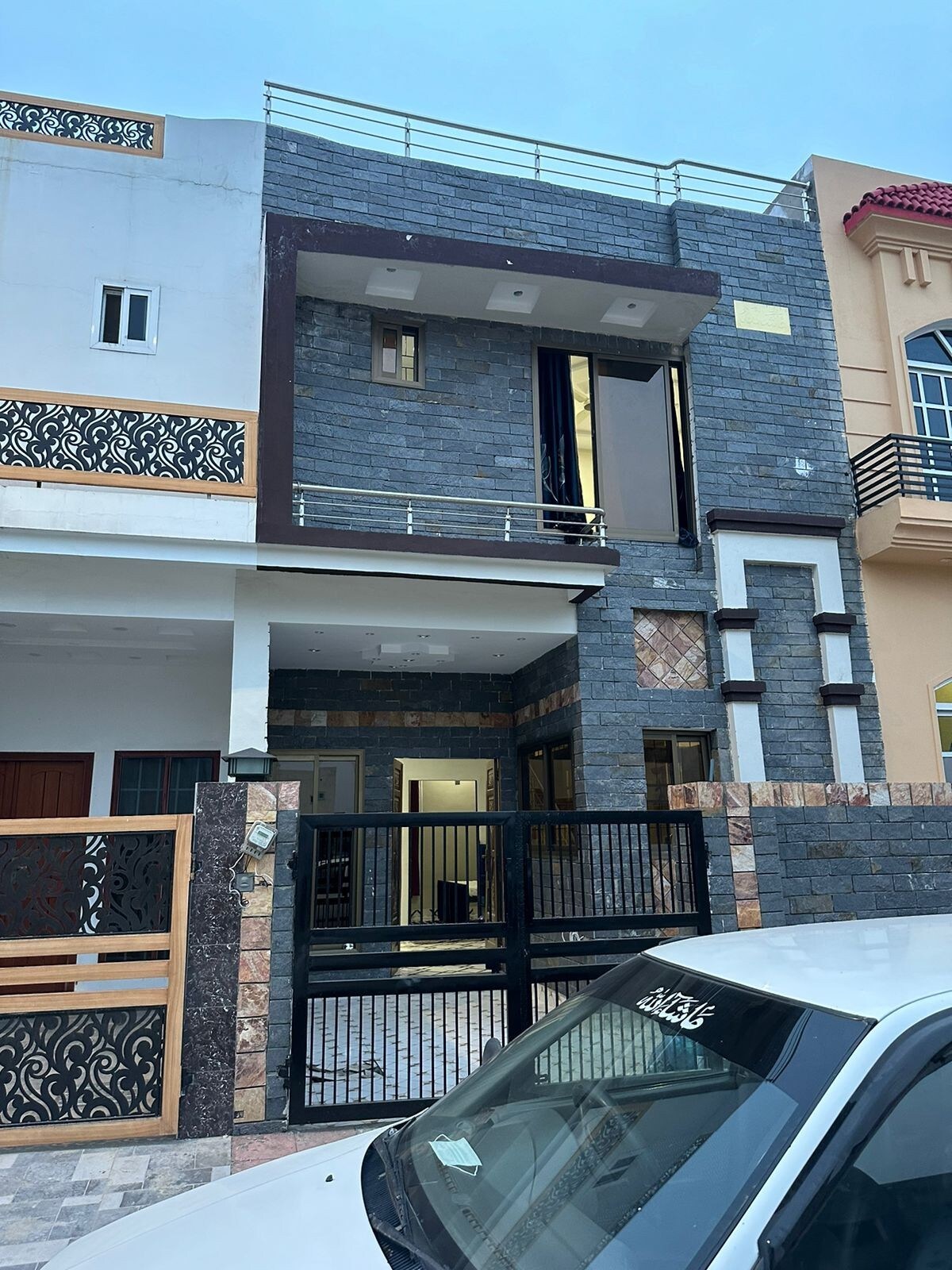 Full Furnished 3BR House Jehlum