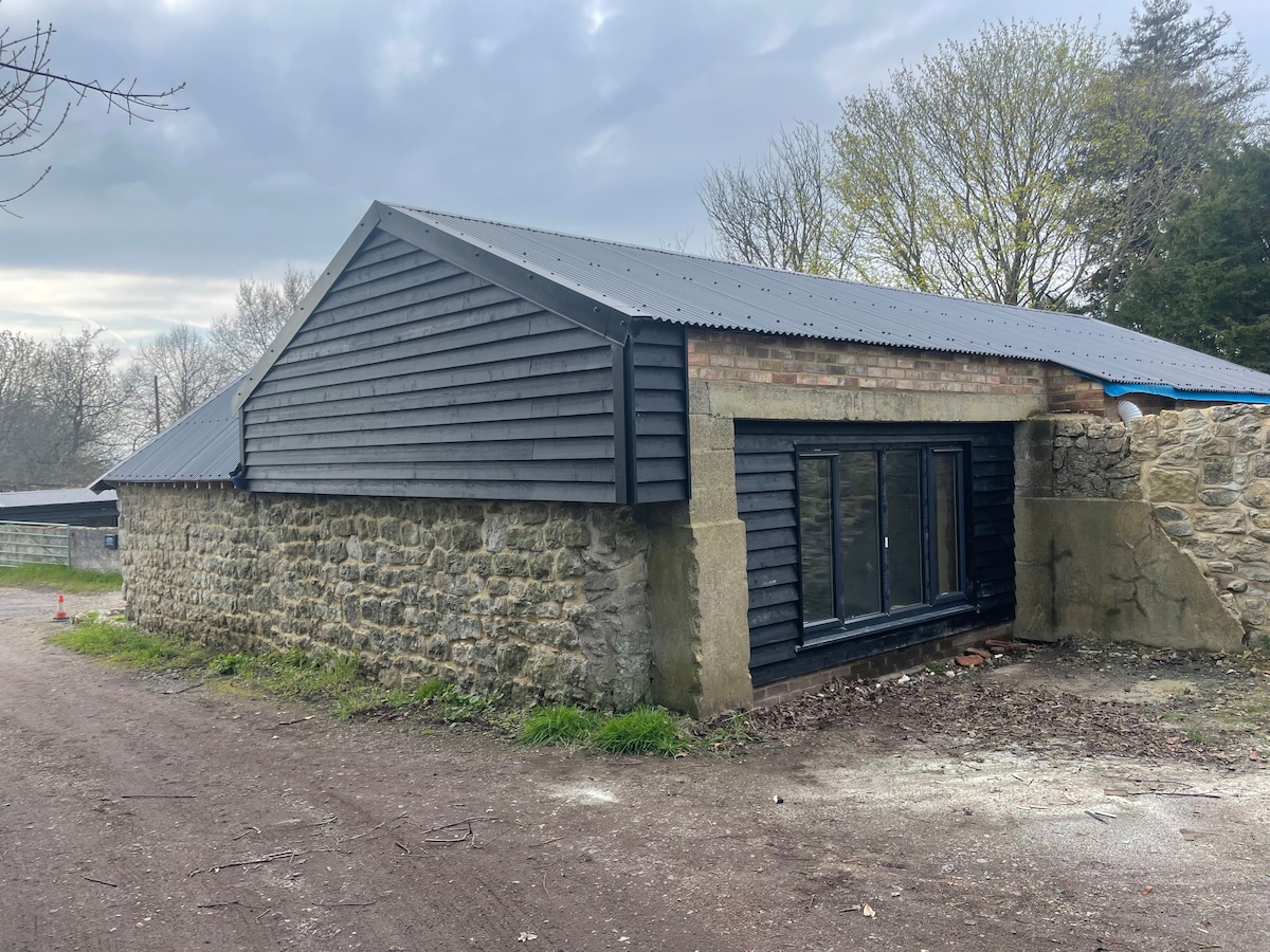*Coming Soon* luxury large eco barn with hot tub