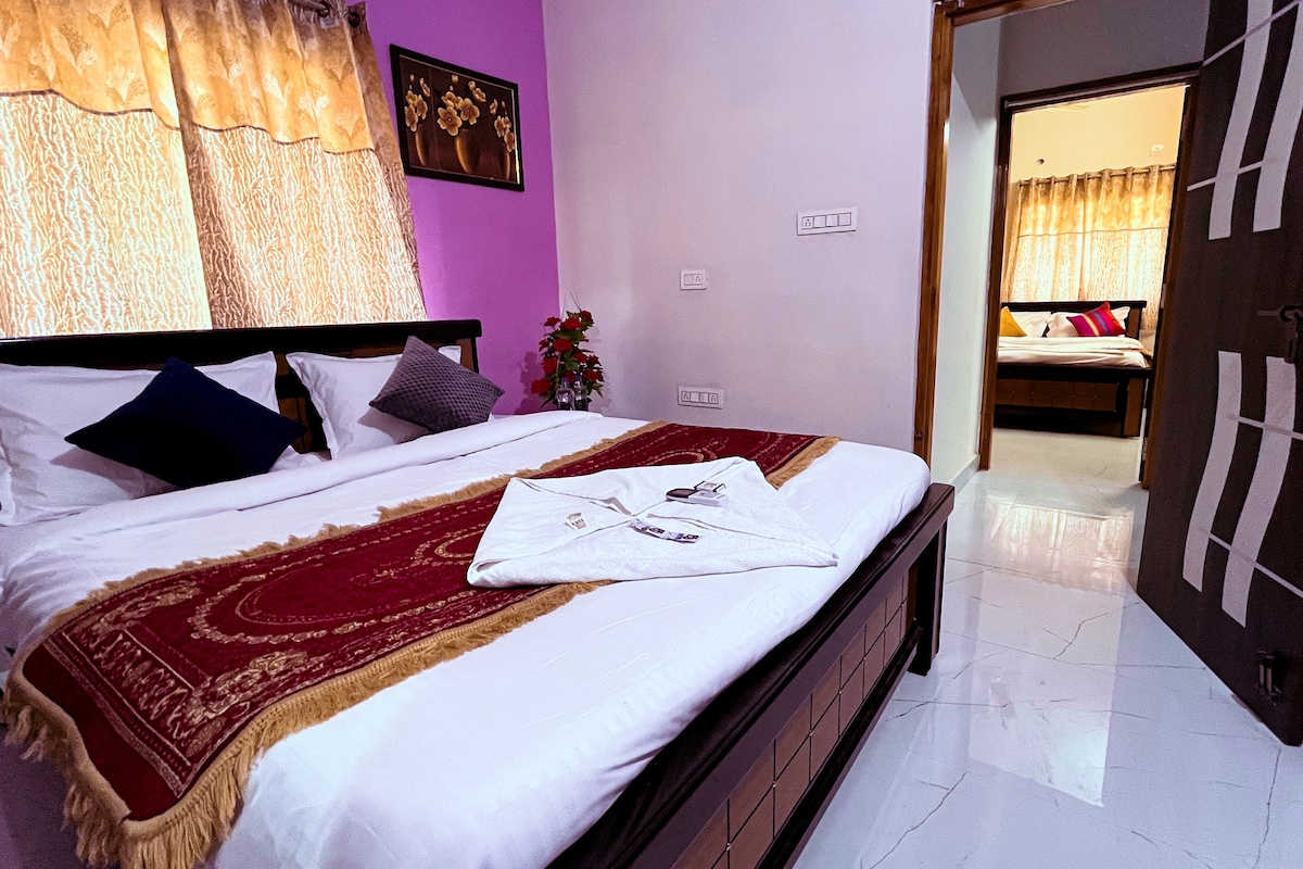Premium 2BHK SV Ideal HOME Stay Flat AC Bedrooms