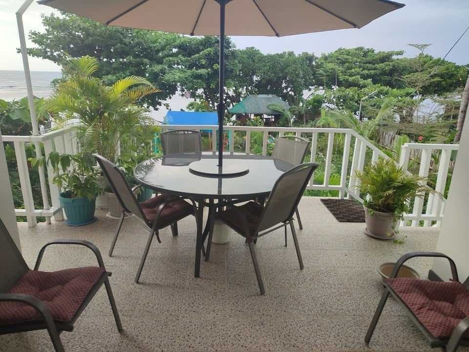 Rizalina 's Beach House