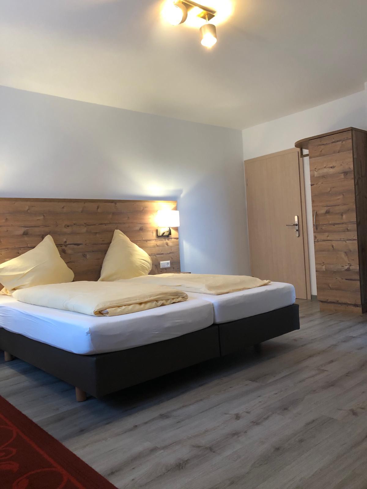 Privates Doppelzimmer- Hotel Löffelschmiede