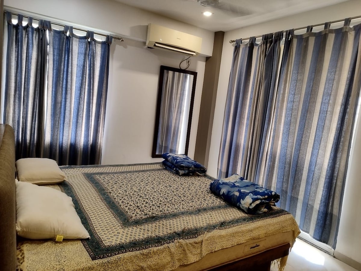 2Bhk full furnished flat