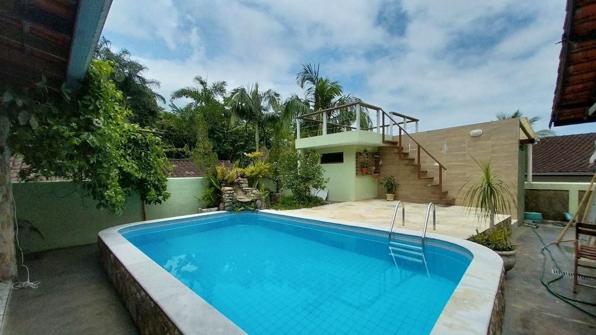 Casa geminada com piscina