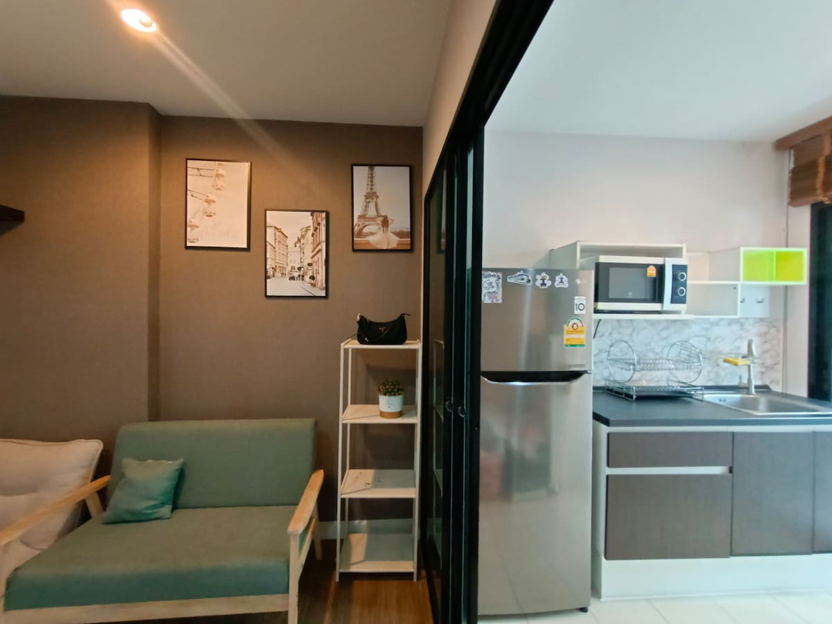 Apartment 1 bedroom, Ngamwongwan Road, Bang Khen Sub-district, Nonthaburi Province