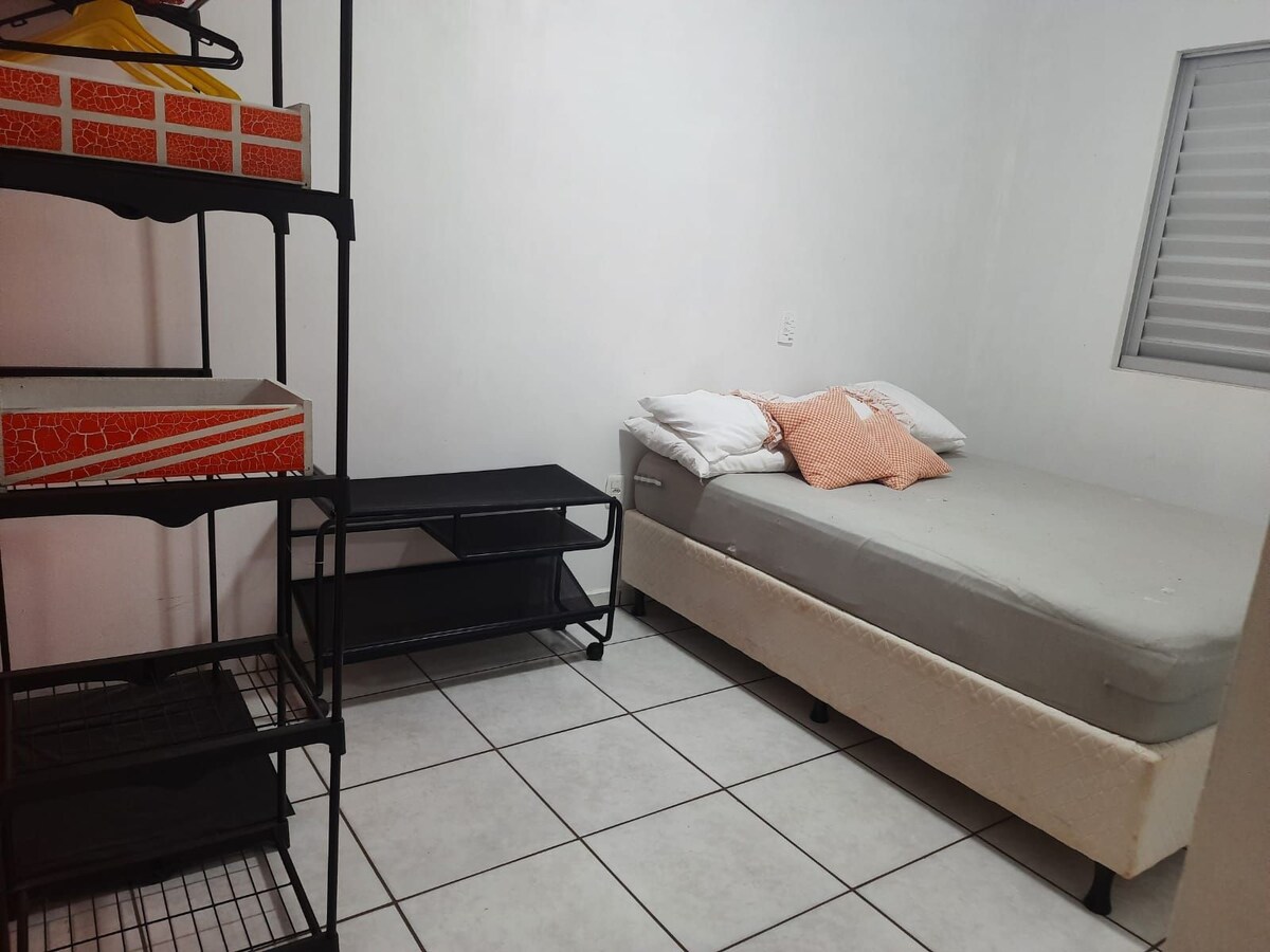 Apartamentos Vó Eni
Apartamento com 1 quarto.