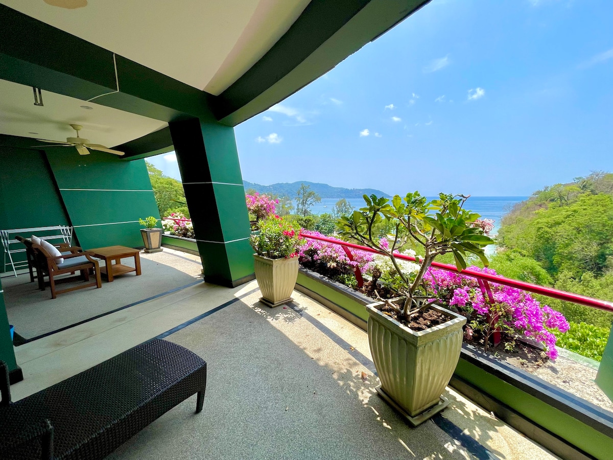 Kata Sea View Sanctuary - 140sqm Luxury Apartment