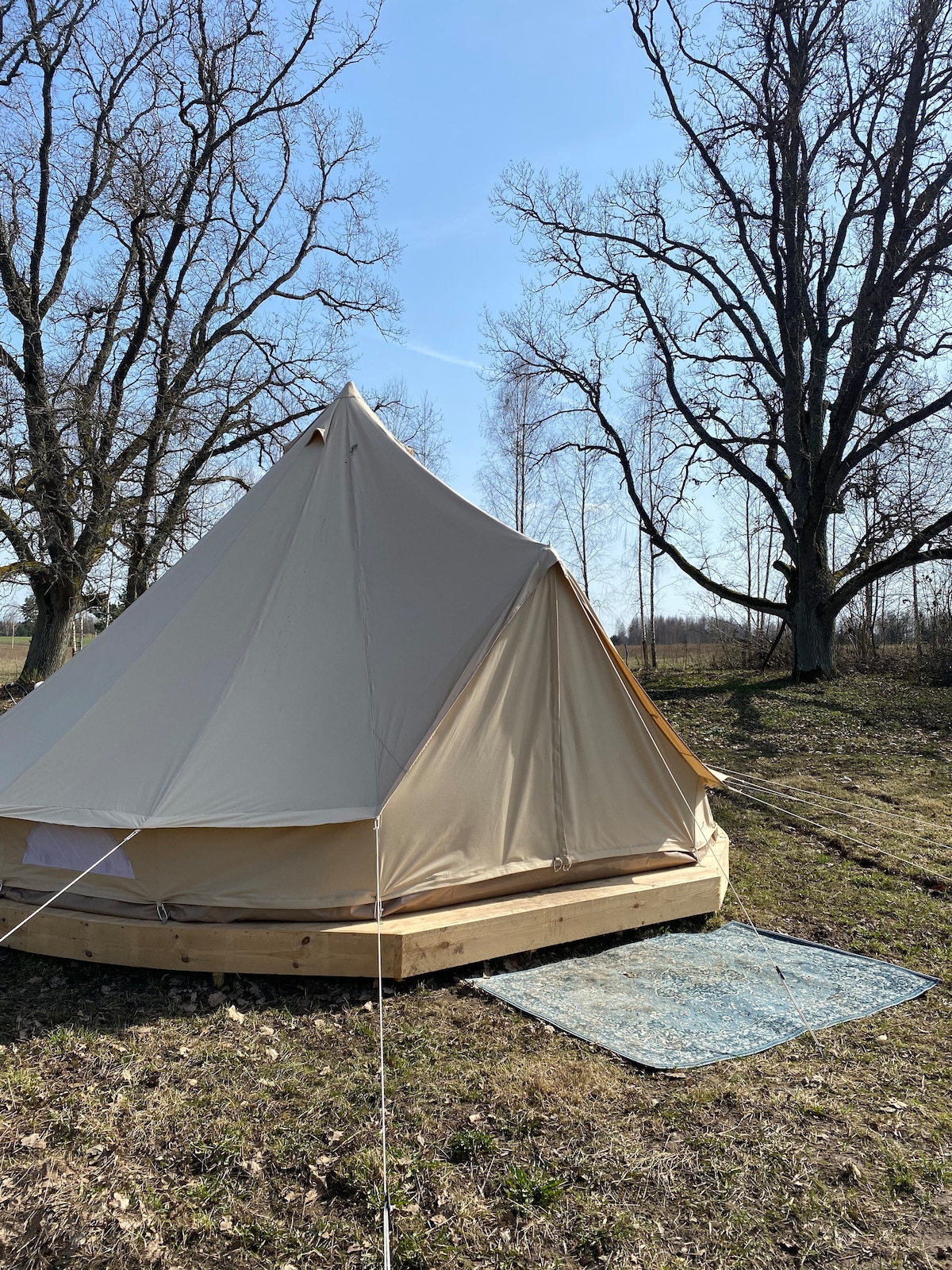 Homestead tipi tent