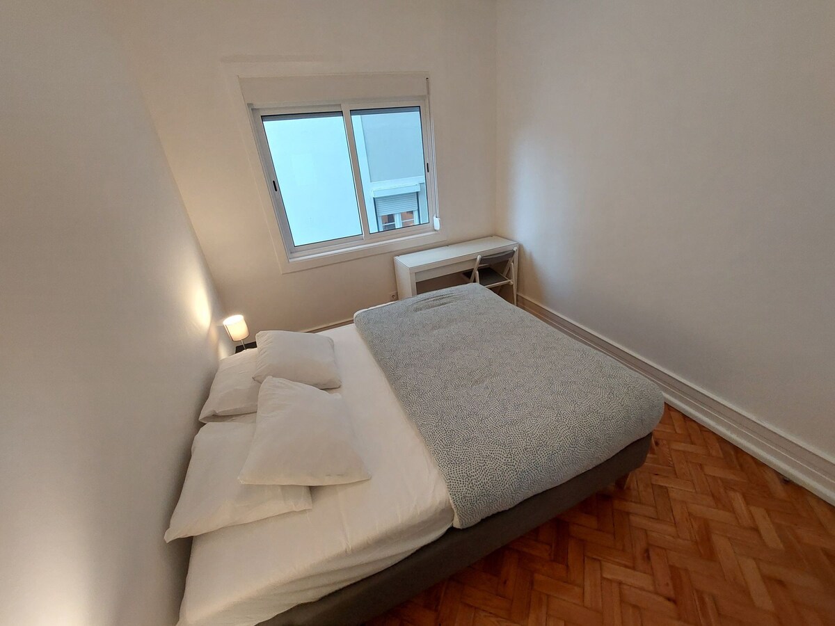 COliving Cabral - Double room (shared bathroom)