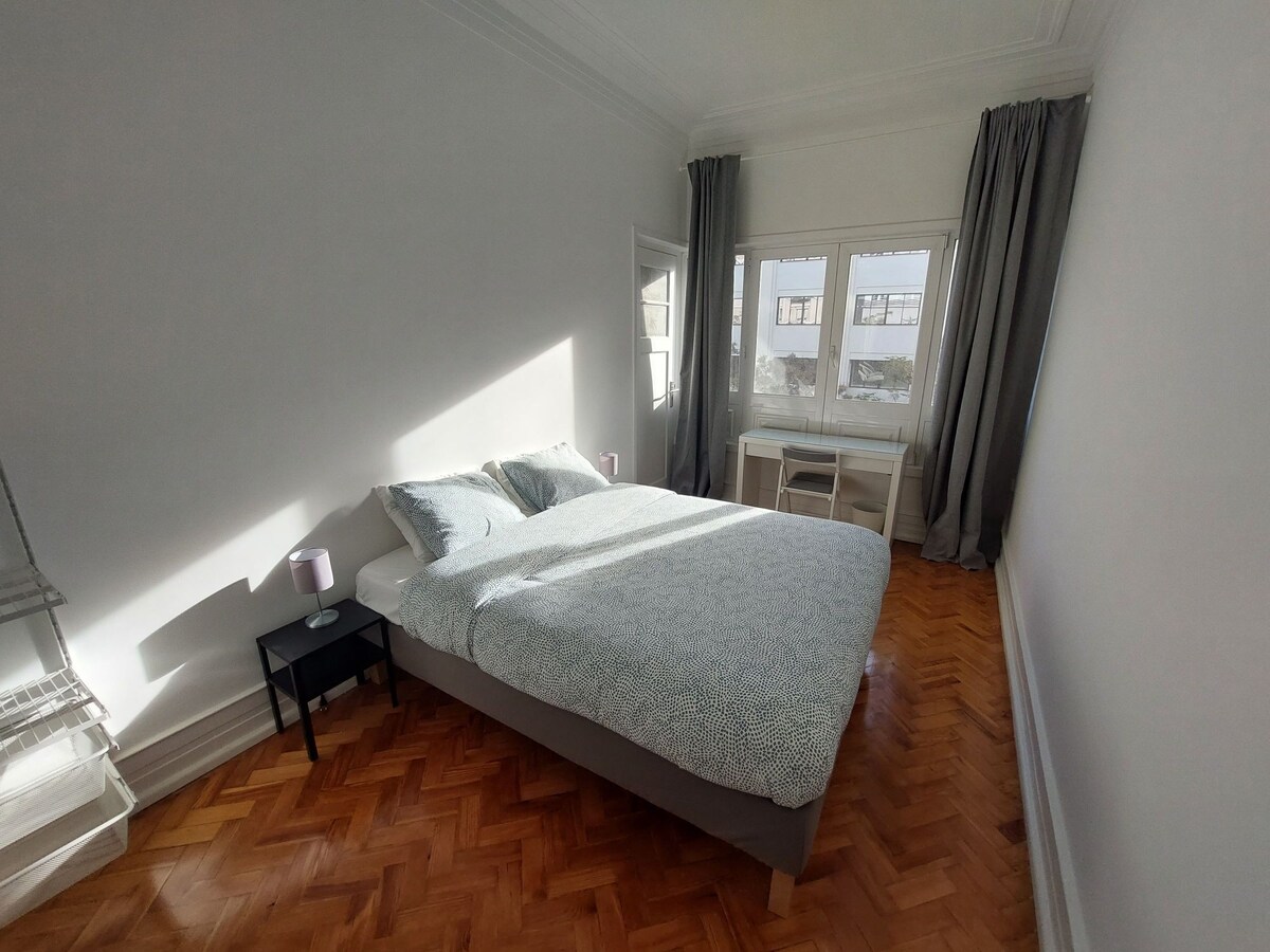 COliving Cabral - Double room (shared bathroom)