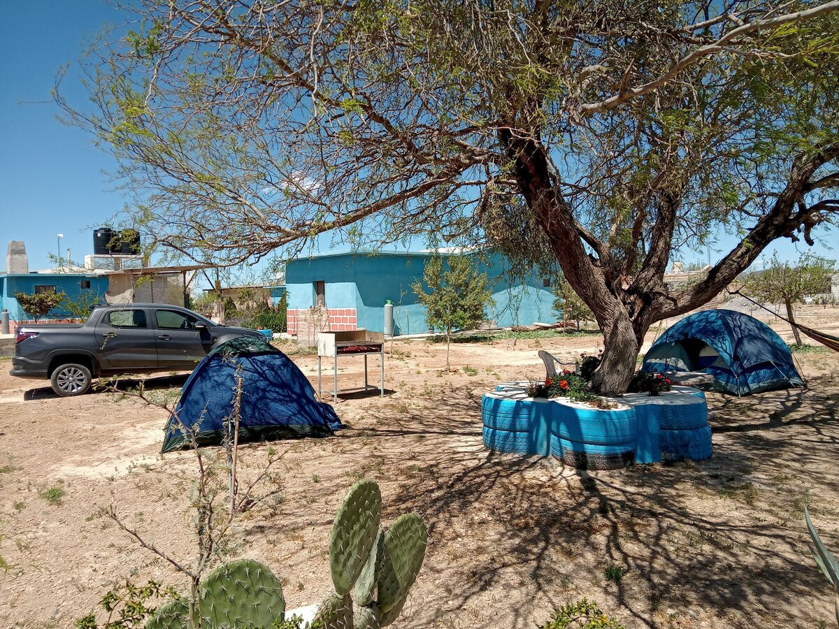 Casa de campaña cerca de Real de Catorce.